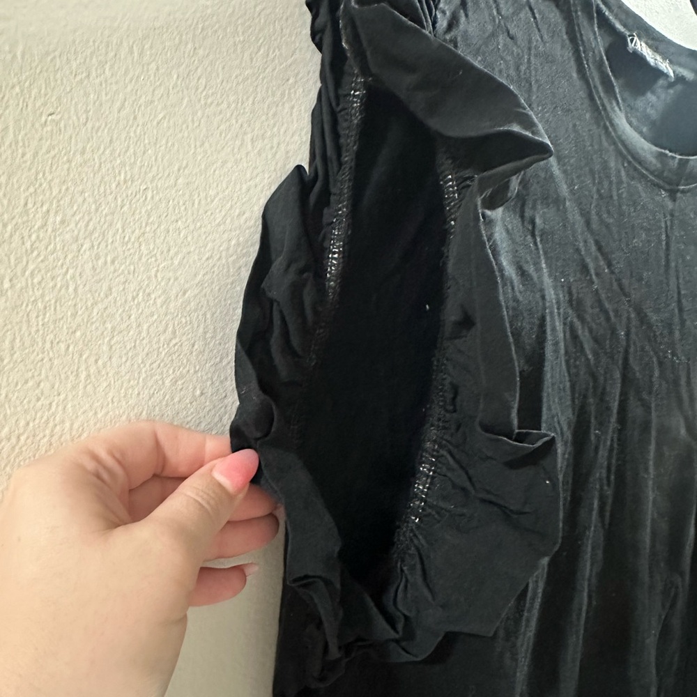 Black Zara Ruffled Sleeve Top - Picture 4 of 5